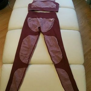 Doyoueven leggings and sports bra